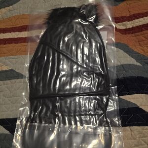 Black Faux Fur Pom Beanie